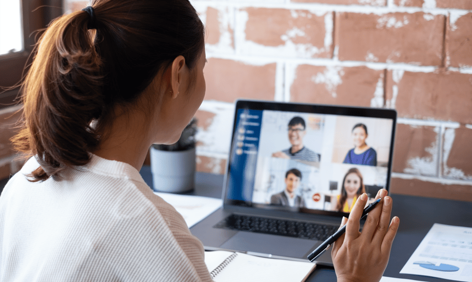 Why look for a new job at the end of the year? Unsuspected opportunities